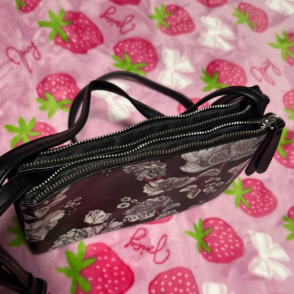 Fiorelli Floral Black Crossbody Bag - Picture 4 of 10